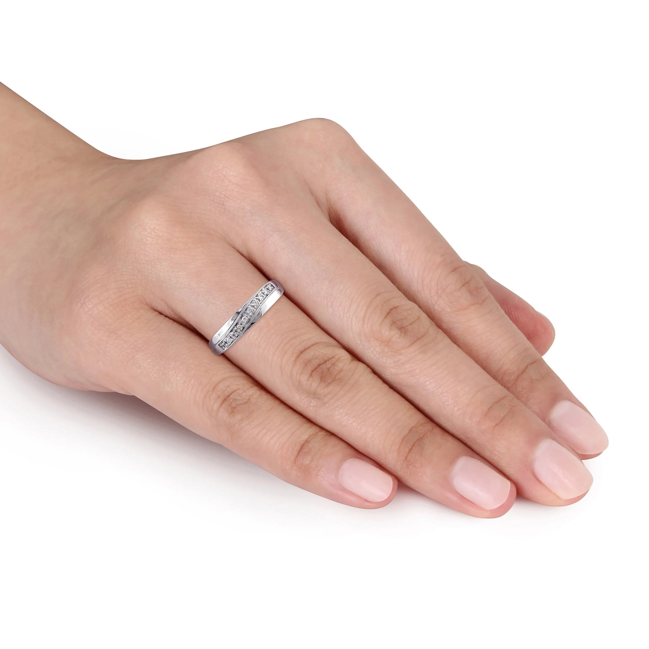 10kt White Gold Diamond Crossover Band I636